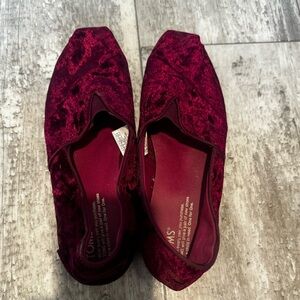 Toms size 8